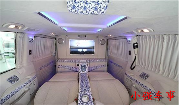 奔驰威霆和奔驰唯雅诺外观的不同,10年奔驰唯雅诺和威霆怎么区分