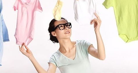 衣服上的油渍时间长了还洗得掉吗,100%棉的衣服沾上油渍怎么洗