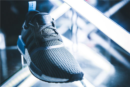 adidasflagship探店,adidasnmd红