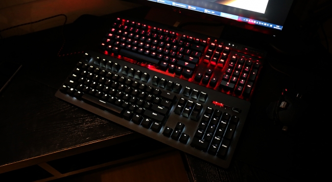 异极战魔者可换轴机械键盘,战魔者机械键盘推荐