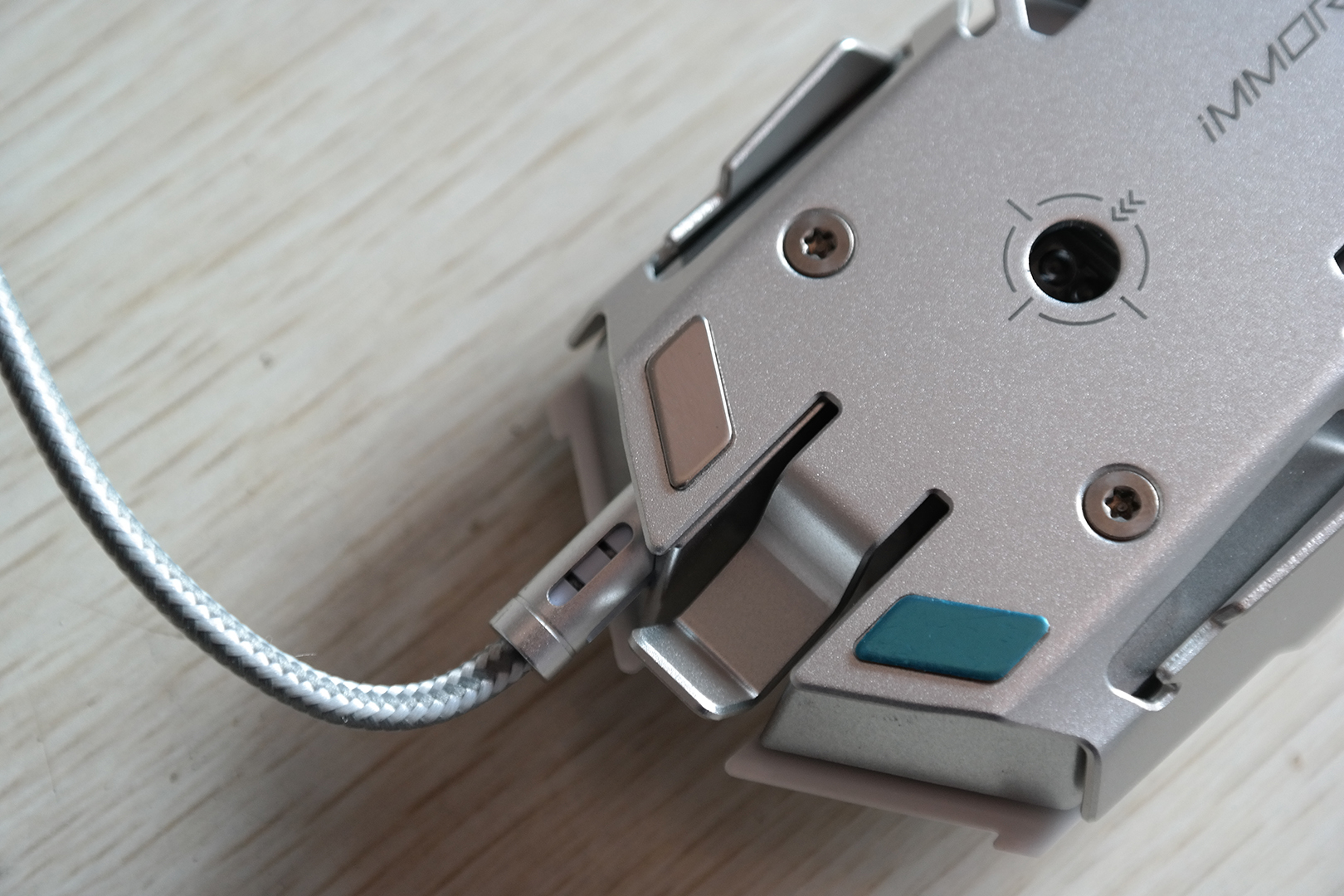 扎实测评,狼派不朽游戏鼠标评测