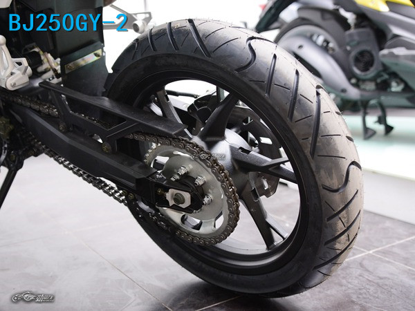 消费对比:18800元,国产滑胎车该选谁?