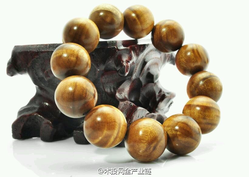 檀香木手串的功效与作用,牦牛骨手串的功效与作用