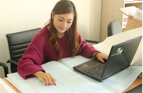 战神z83060i7,战神z8i7-11800