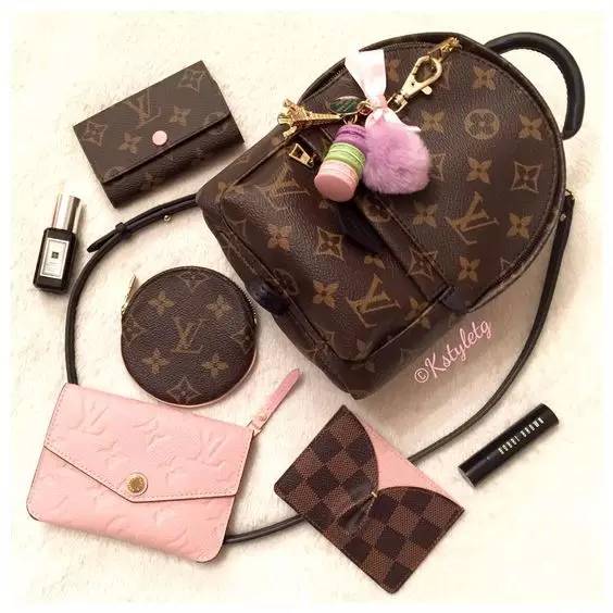 这有100个最时髦的包，男票爱不爱你就看这篇了