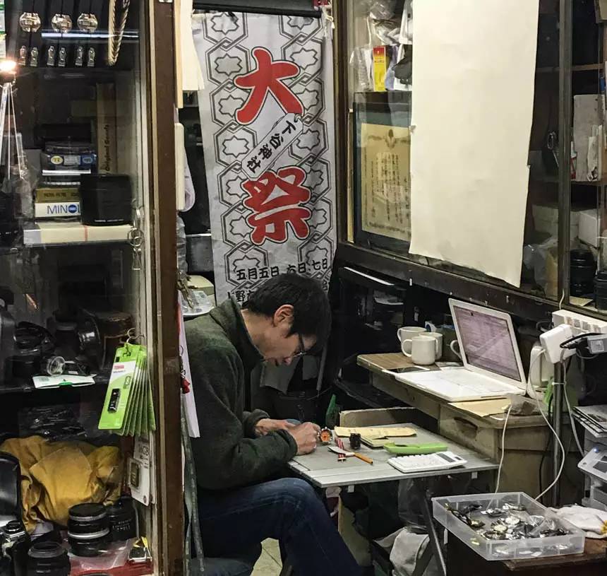 在日本买中古表便宜吗,福冈中古表店