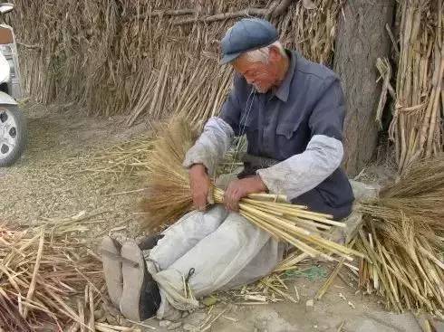 即将消失的传统手艺,即将消失的传统手艺剃头匠