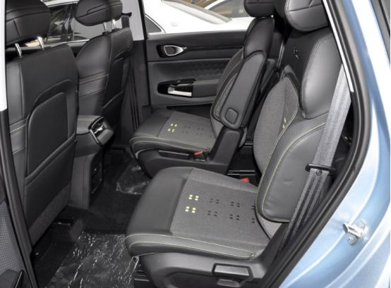 宝骏rm5和比亚迪宋max哪个好,新宝骏rm-5车内按键功能说明