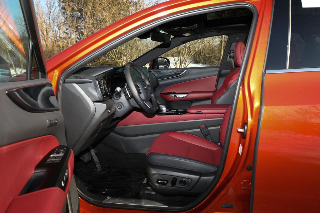 感恩购车季雷克萨斯nx日供仅9元起,雷克萨斯nx最新价格上海优惠