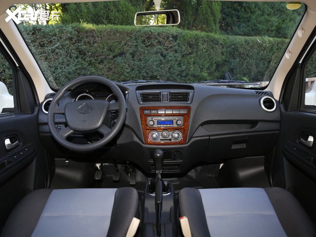 五菱宏光plus和睿行m60,五菱宏光和睿行m60哪个更好