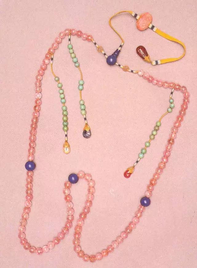 慈禧带什么珠子最值钱,慈禧的帝王绿佛珠