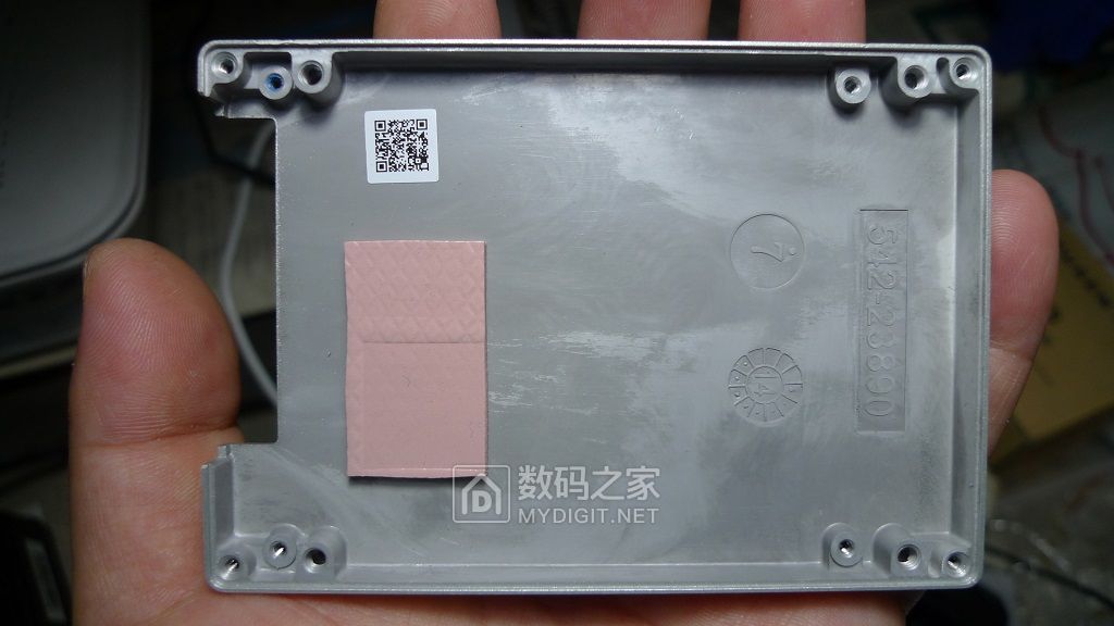 镁光m500和m600拆解对比,国产良心之作完整版