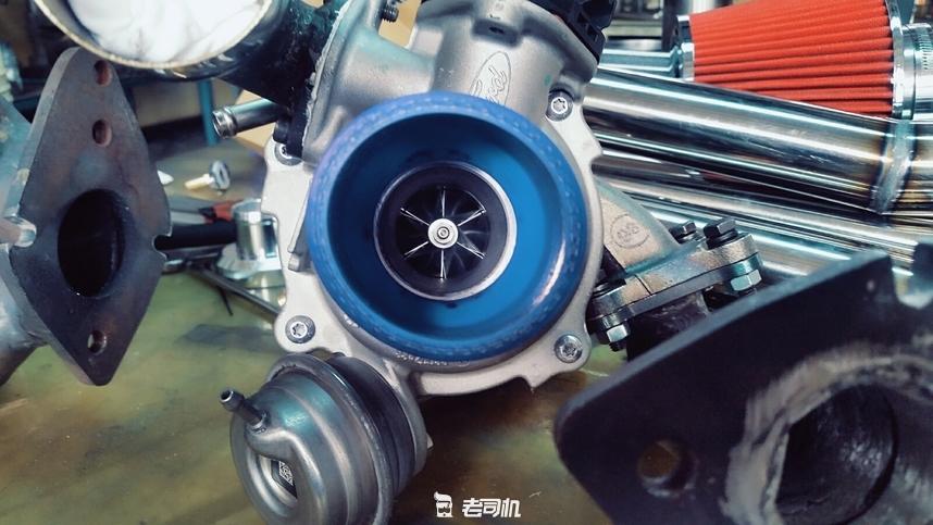 后驱五菱宏光爆改,爆改的五菱宏光竟然能上天