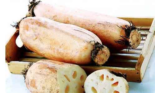 秋天吃莲藕不仅好处多，还能治妇科疾病