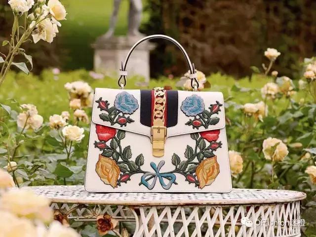 gucci包新品酒神,gucci新款包包2022酒神