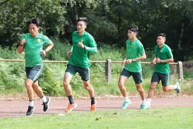 自制皮划艇比赛,野外徒步五公里拉练日记