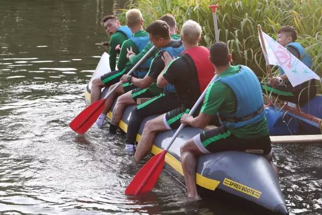 自制皮划艇比赛,野外徒步五公里拉练日记