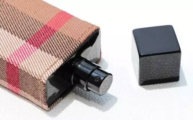 burberry巴宝莉新伦敦女士淡香水,巴宝莉英伦风格男士香水