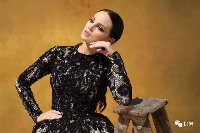 尼康d850选择首次曝光,尼康d850配85mm1.4还是105mm1.4