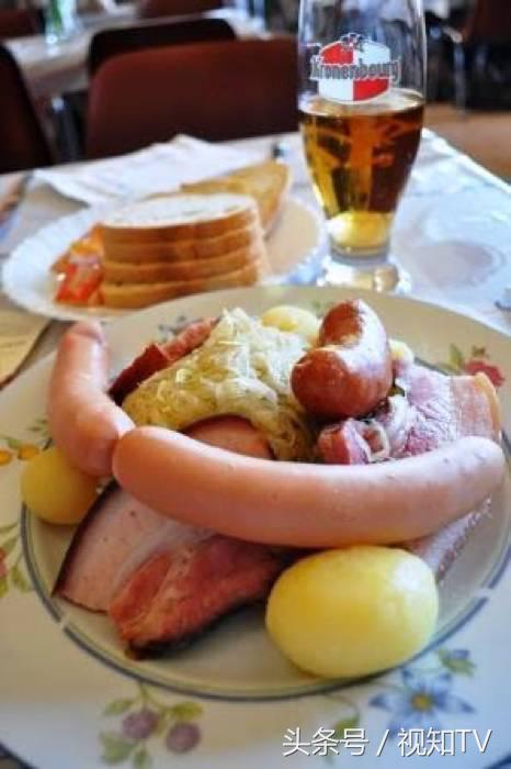 德国和东北离得那么远,他们的酸菜却吃起来都差不多