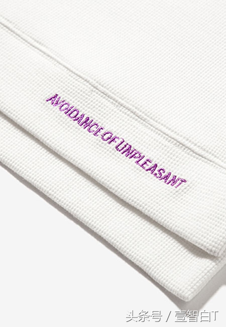 男士t恤下摆宽度多少合身,怎么挑选男士体恤