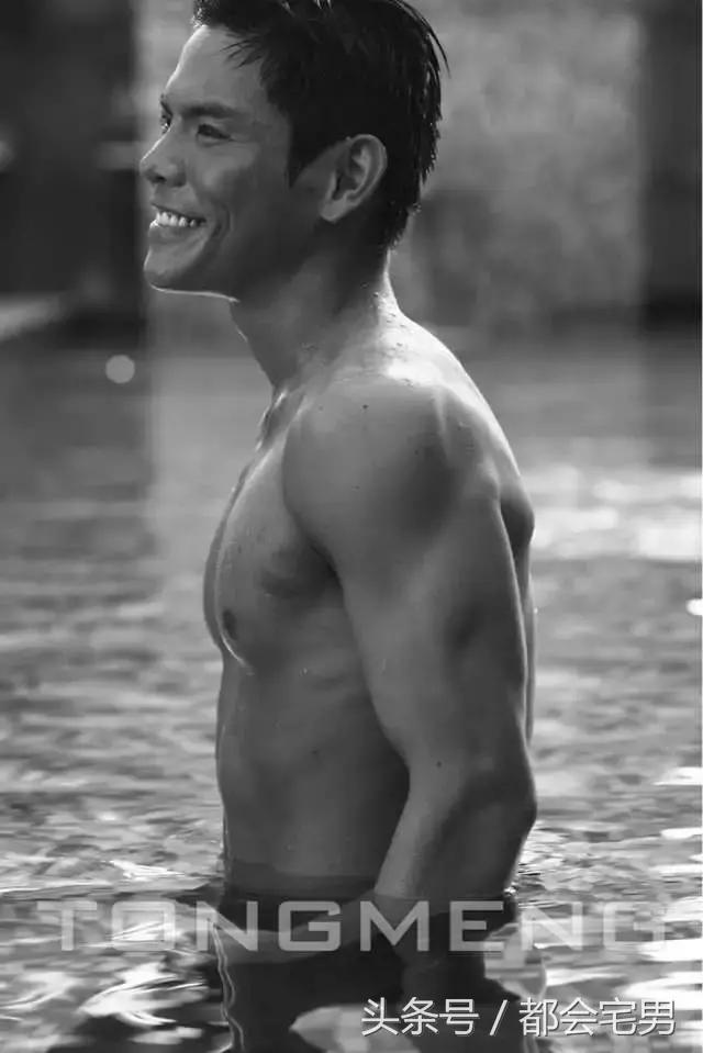 功夫小子帅气登场,功夫小子变身