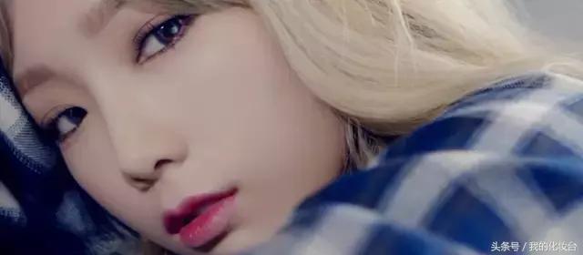 美瞳带反了会不会眼瞎,美瞳戴上去真的可以看得清楚