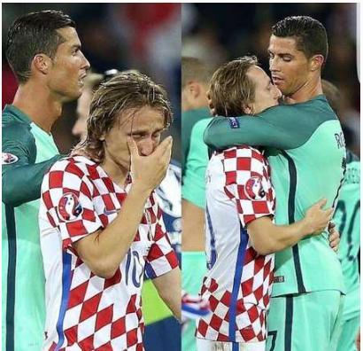 谁能想到，足球场上的魔王们私下里竟然会这么萌