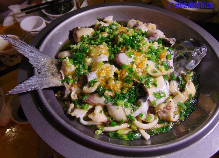 南宁建政路小吃街和中山路美食街,你在南宁吃过什么美食