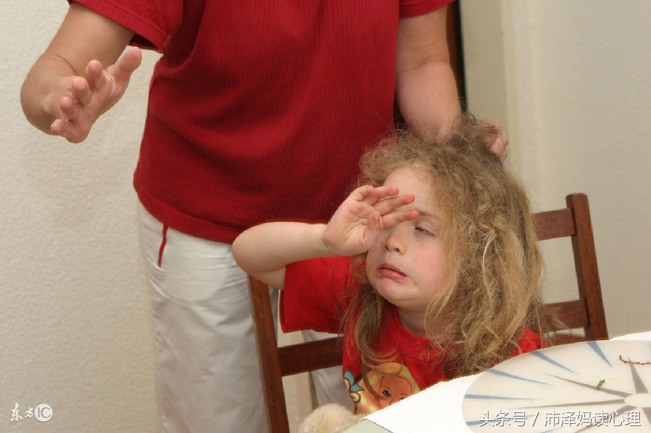 脾气暴躁的孩子怎么教育15岁,孩子脾气自控能力差一招教你解决