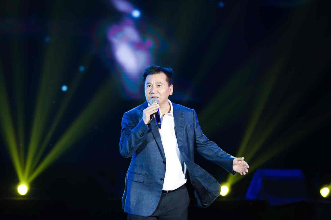 苏宁董事长张近东完整版,苏宁张近东报告