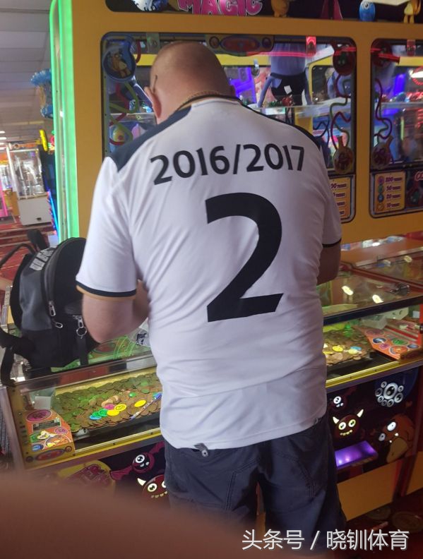 赛场搞笑瞬间视频,赛场的搞笑片段