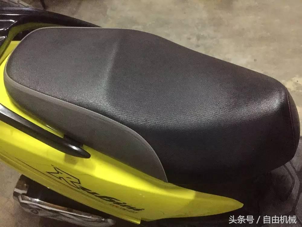 一万左右本田的踏板摩托车推荐,一万元左右超大坐桶踏板摩托车