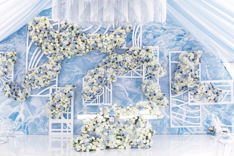 仿真花和鲜花哪个贵,婚礼鲜花价格区别图