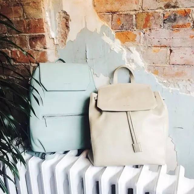 双肩包种草视频,双肩包种草好看能装不贵