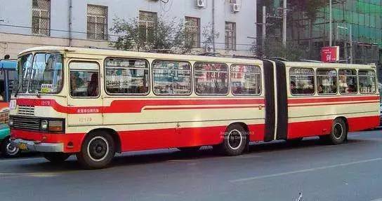 时代变迁，它依旧是这座古城的明信片