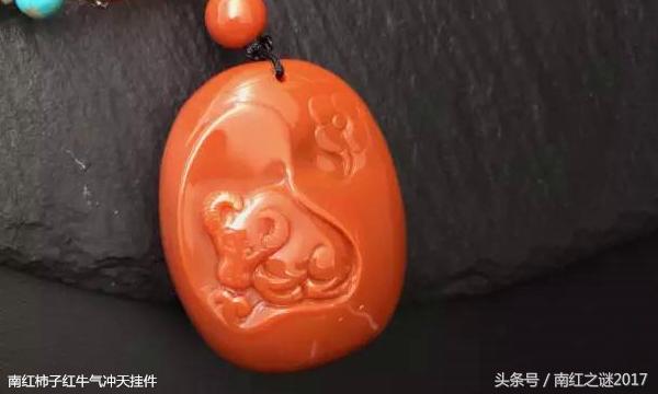 属猪的适合佩戴什么属相的朱砂,属猪的戴什么颜色最旺