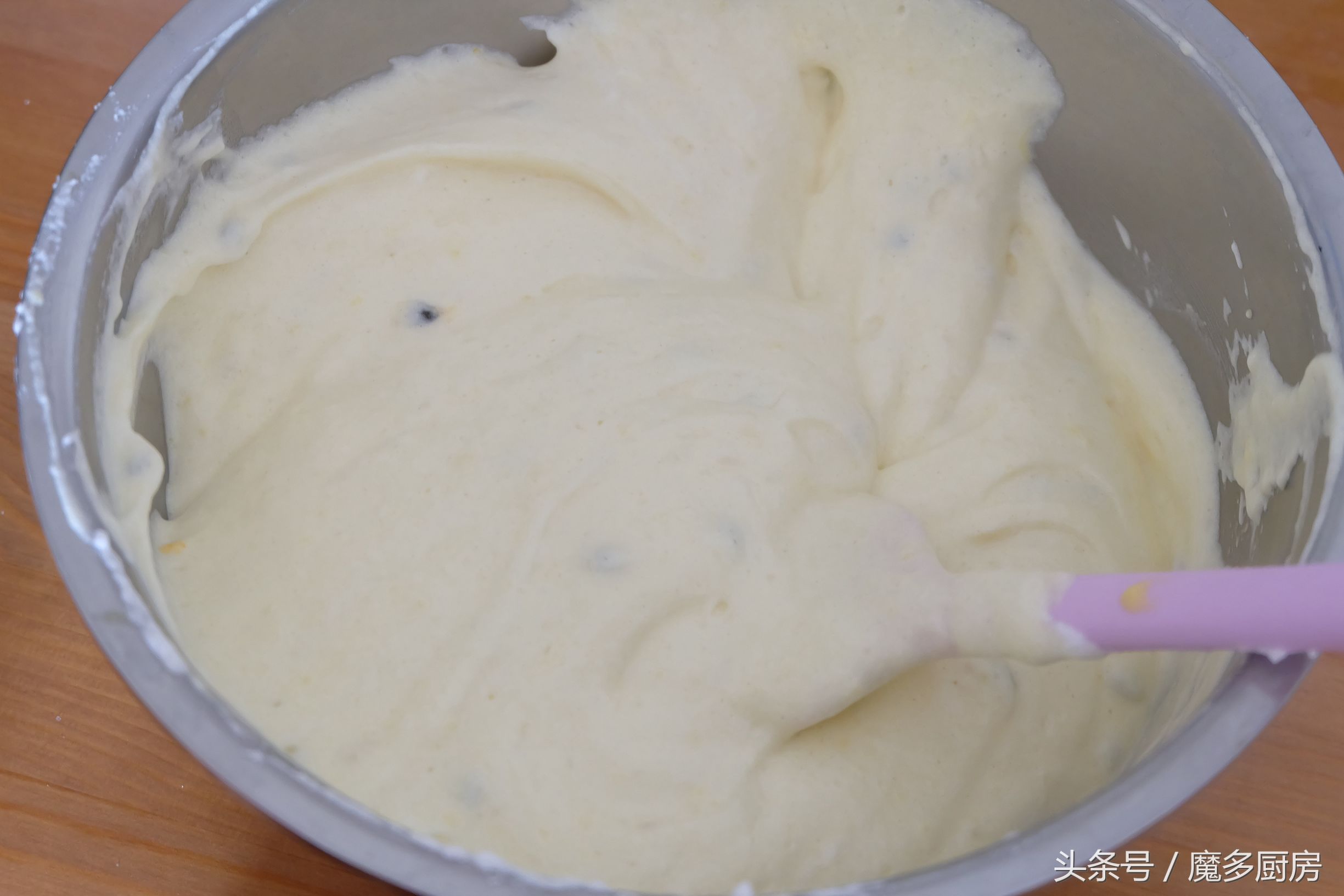 用电饭煲做蛋糕的教程不用蛋糕粉,用电饭煲做蛋糕教程要多少时间