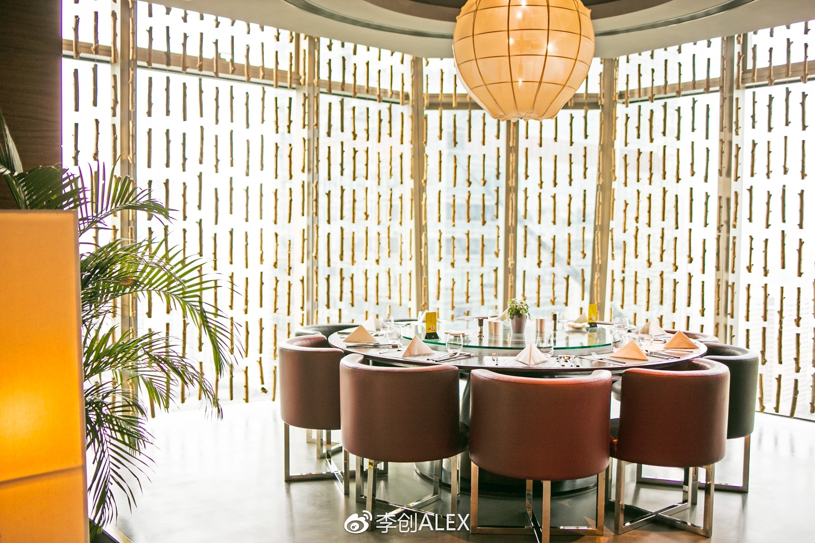 在自己的城市住酒店叫什么,在自己城市里的酒店度假