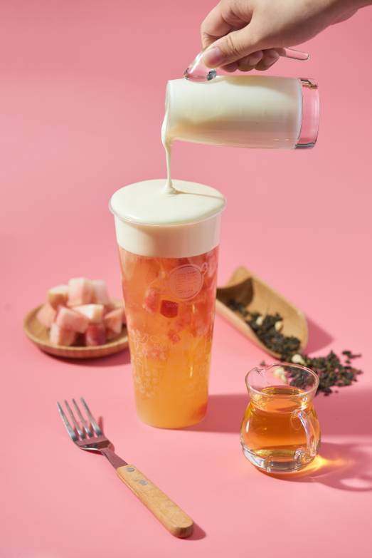 在全民挑嘴的时代，如何玩转奶盖茶？这俩字是重点！