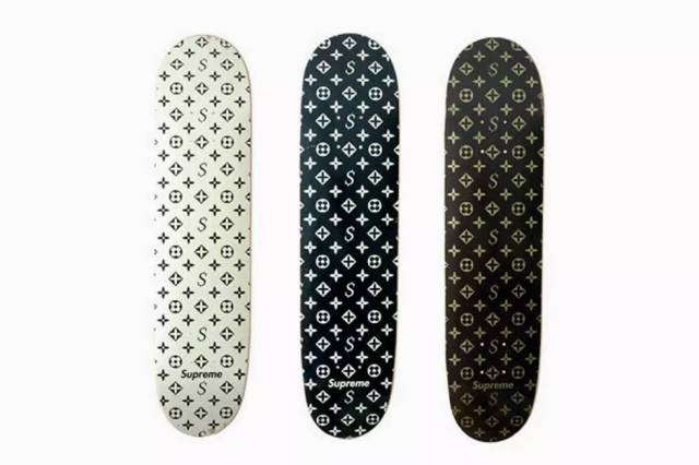 够拽丨Supreme抢货机器人，让这些哥们赚了一个亿