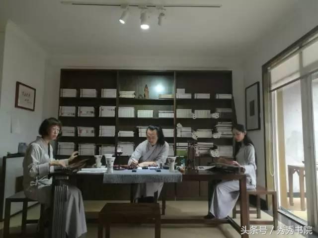 新婚燕尔其实是一曲爱情的悲歌,新婚燕尔出自哪首歌