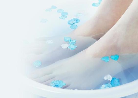 水泡型脚气怎么治每次都是大水泡,有水泡型脚气该怎么办