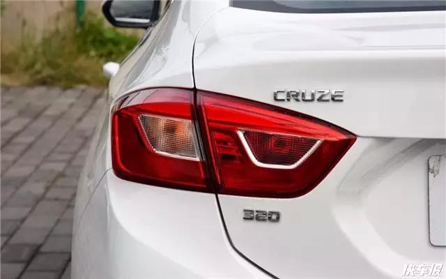 雪佛兰新款科鲁兹和科沃兹,16年新款雪佛兰科鲁兹1.5手动配置