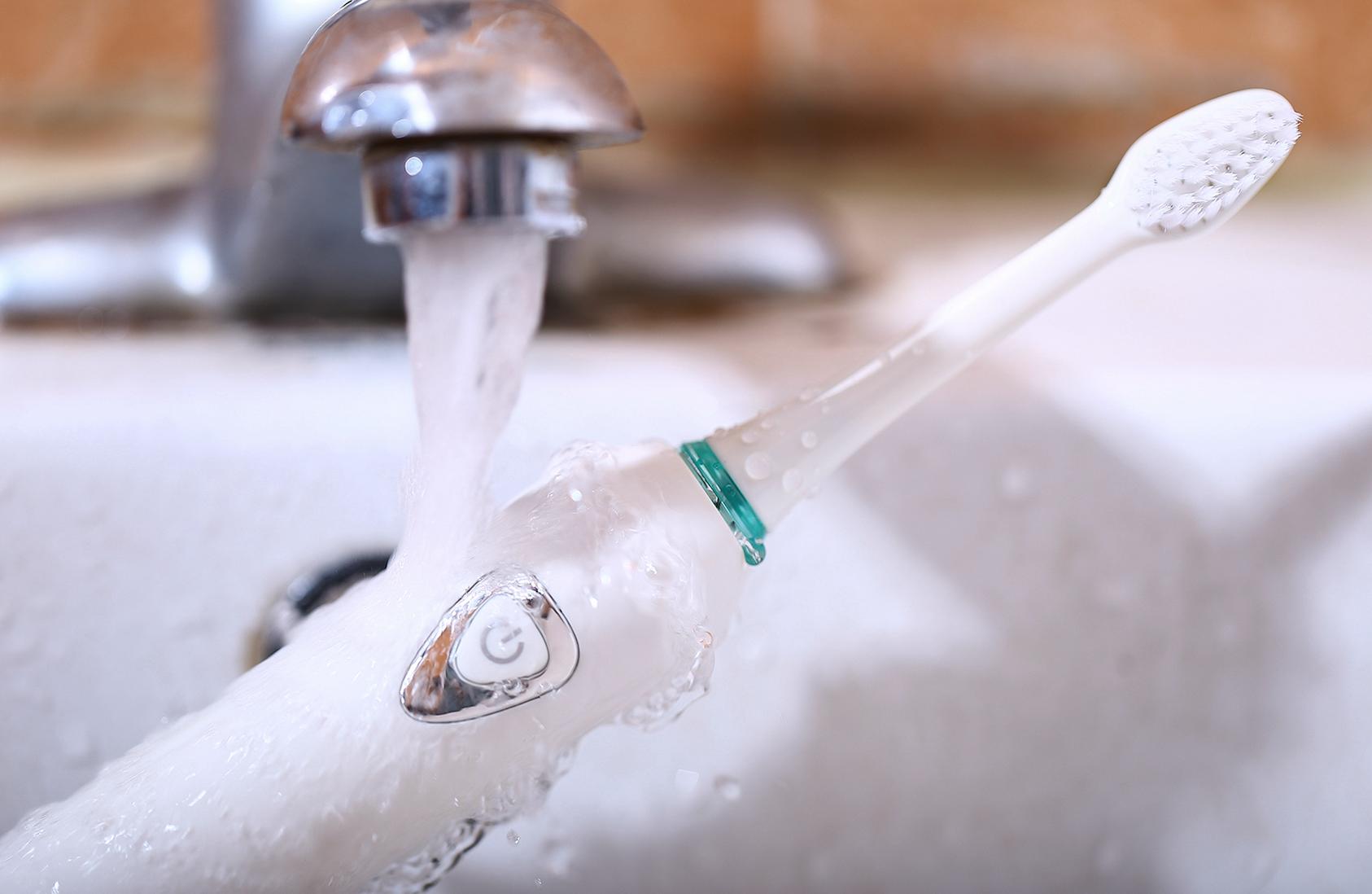 电动牙刷欧乐b排名,电动牙刷测评欧乐bd100