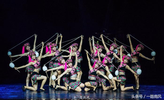 三亚千古情景区表演门票,三亚千古情快闪游客抢镜视频