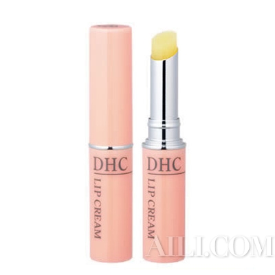 嘟嘟唇被风吹干了怎么和男友愉快的Kiss