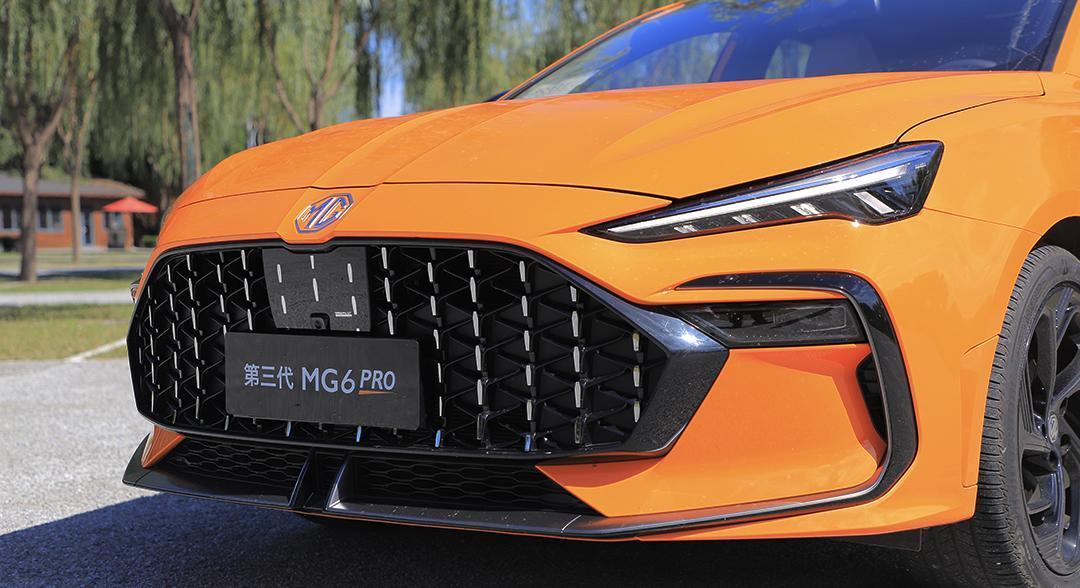 名爵mg6pro实际跑山路,名爵mg6pro豪华版都有点什么配置
