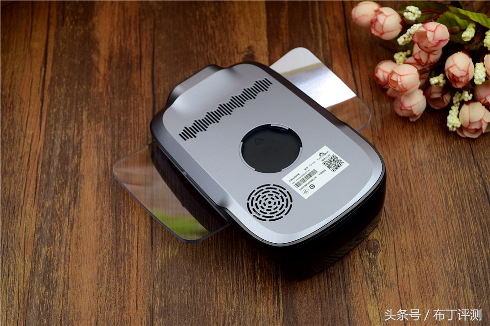 宝马hud升级全过程,让汽车变得更智能