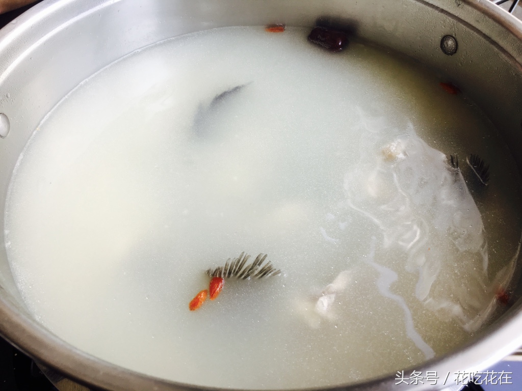 都爱吃的斑鱼火锅,大连斑鱼火锅自助